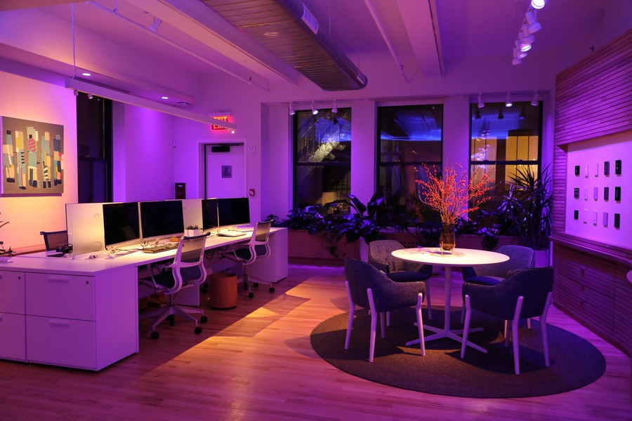 transforming-hospitality-spaces-with-dynamic-lighting-control
